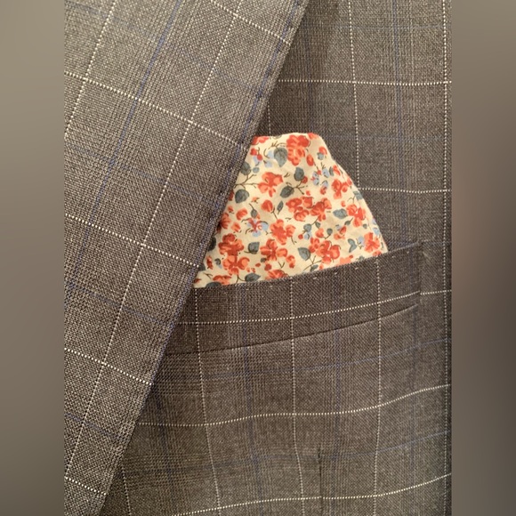 NWOT ROSSI MAN CHARCOAL PLAID SIZE 34S 3PC SUIT - Picture 6 of 12